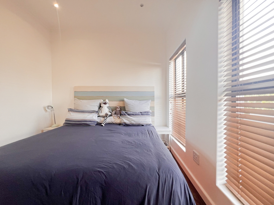 5 Bedroom Property for Sale in Myburgh Park Western Cape